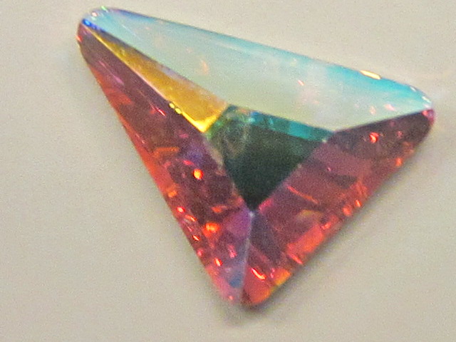 12pcs. TRIANGLE BETA 5.8x5.3mm CRYSTAL AB FLATBACK European Rhinestones